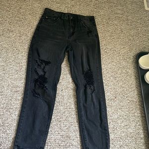 Black ripped mom jeans